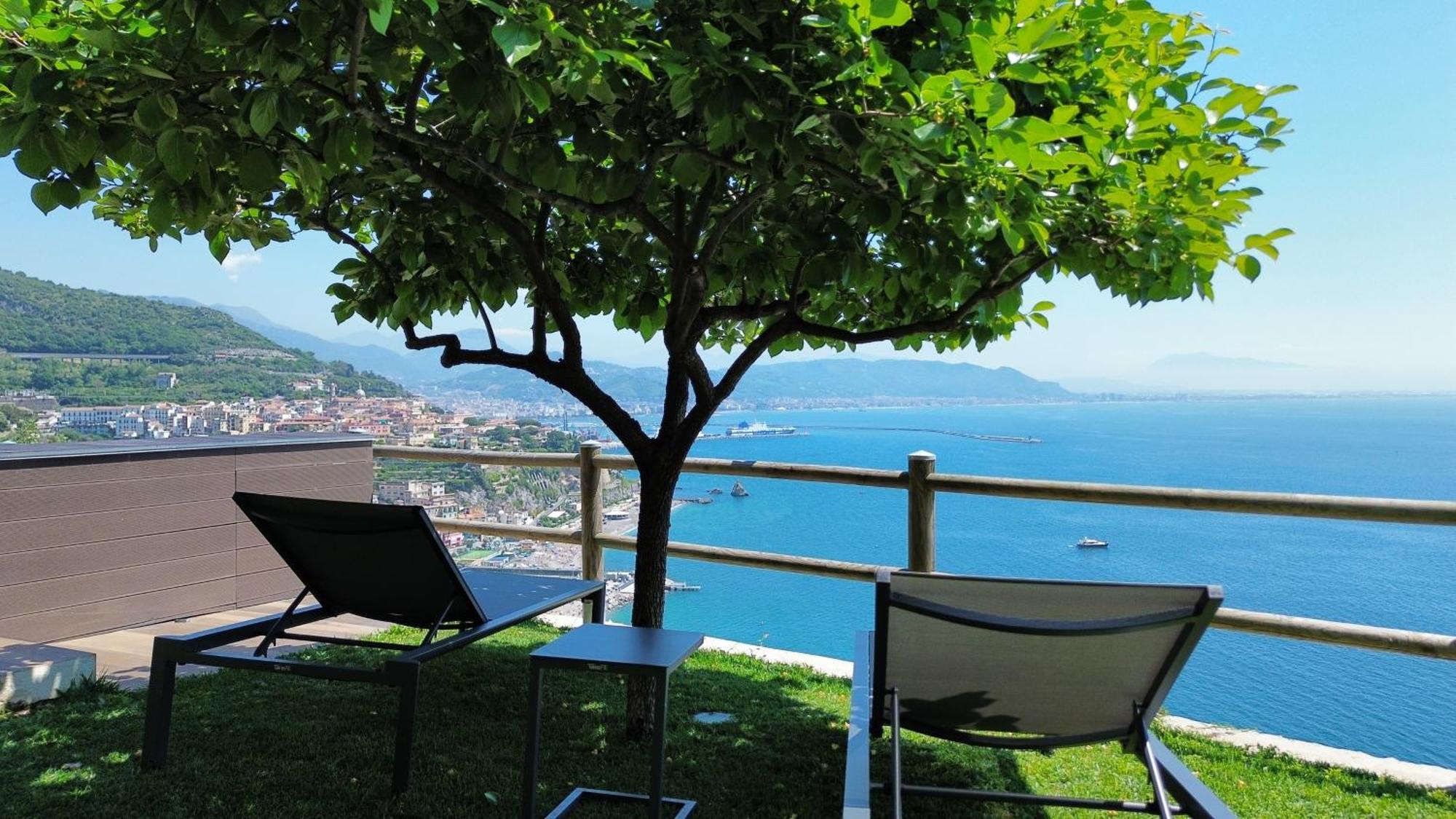 In Costa Relais & Luxury Suites Виетри Экстерьер фото